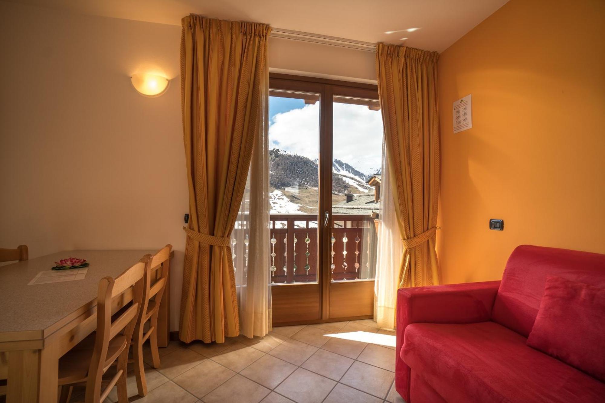 Chalet Teola Livigno Exteriör bild